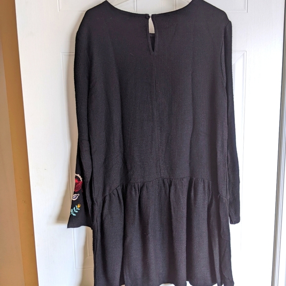 Zara Girls Black Floral Embroidered Dress Size 13-14 - Picture 3 of 9